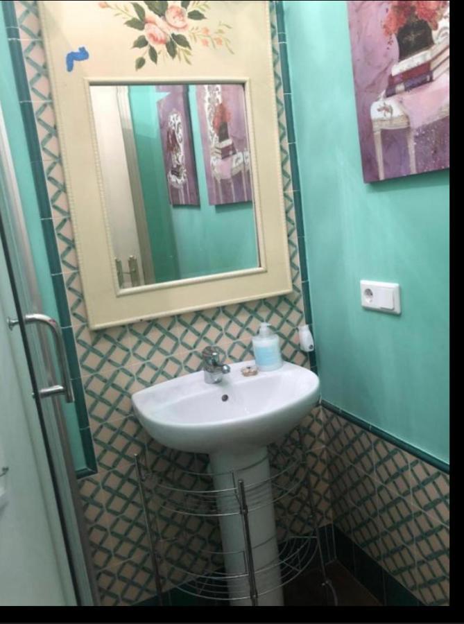 Apartamento En Pleno Centro De Marchena 3 Dormitorios 3 Banos Privados Buitenkant foto