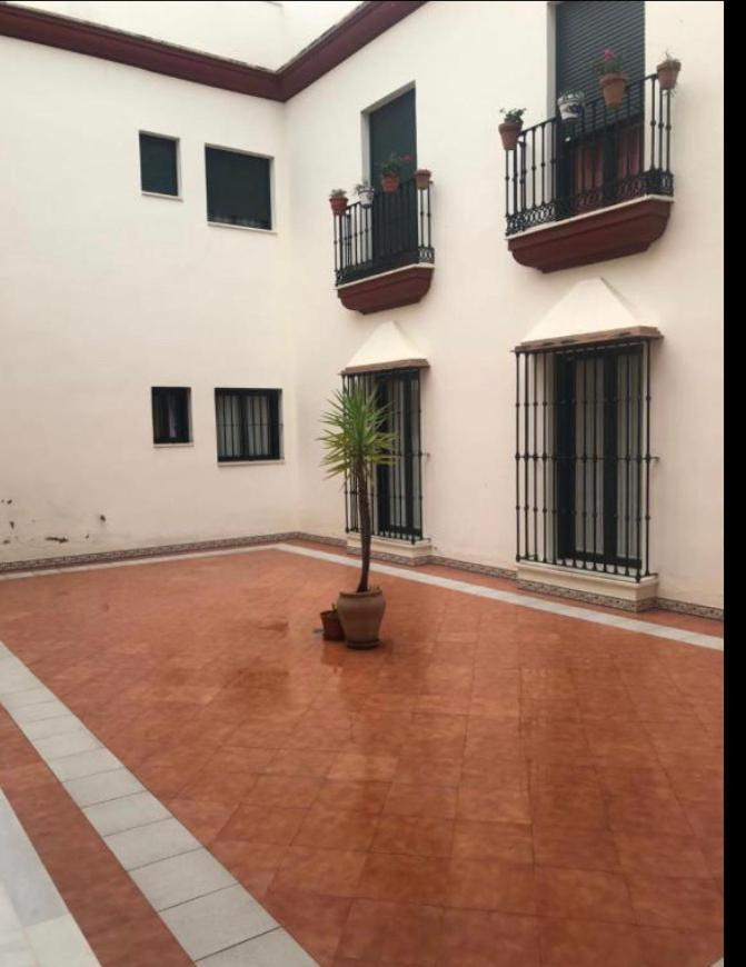 Apartamento En Pleno Centro De Marchena 3 Dormitorios 3 Banos Privados Buitenkant foto