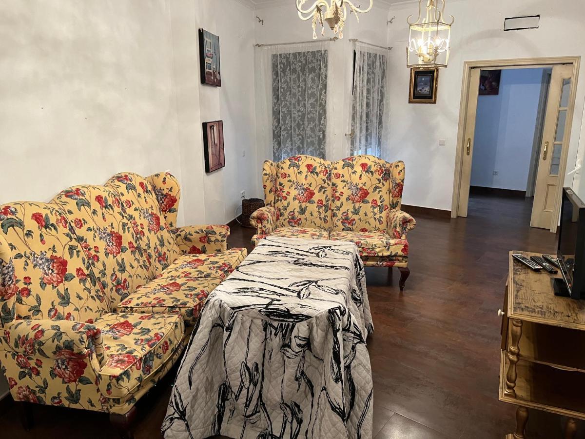 Apartamento En Pleno Centro De Marchena 3 Dormitorios 3 Banos Privados Buitenkant foto
