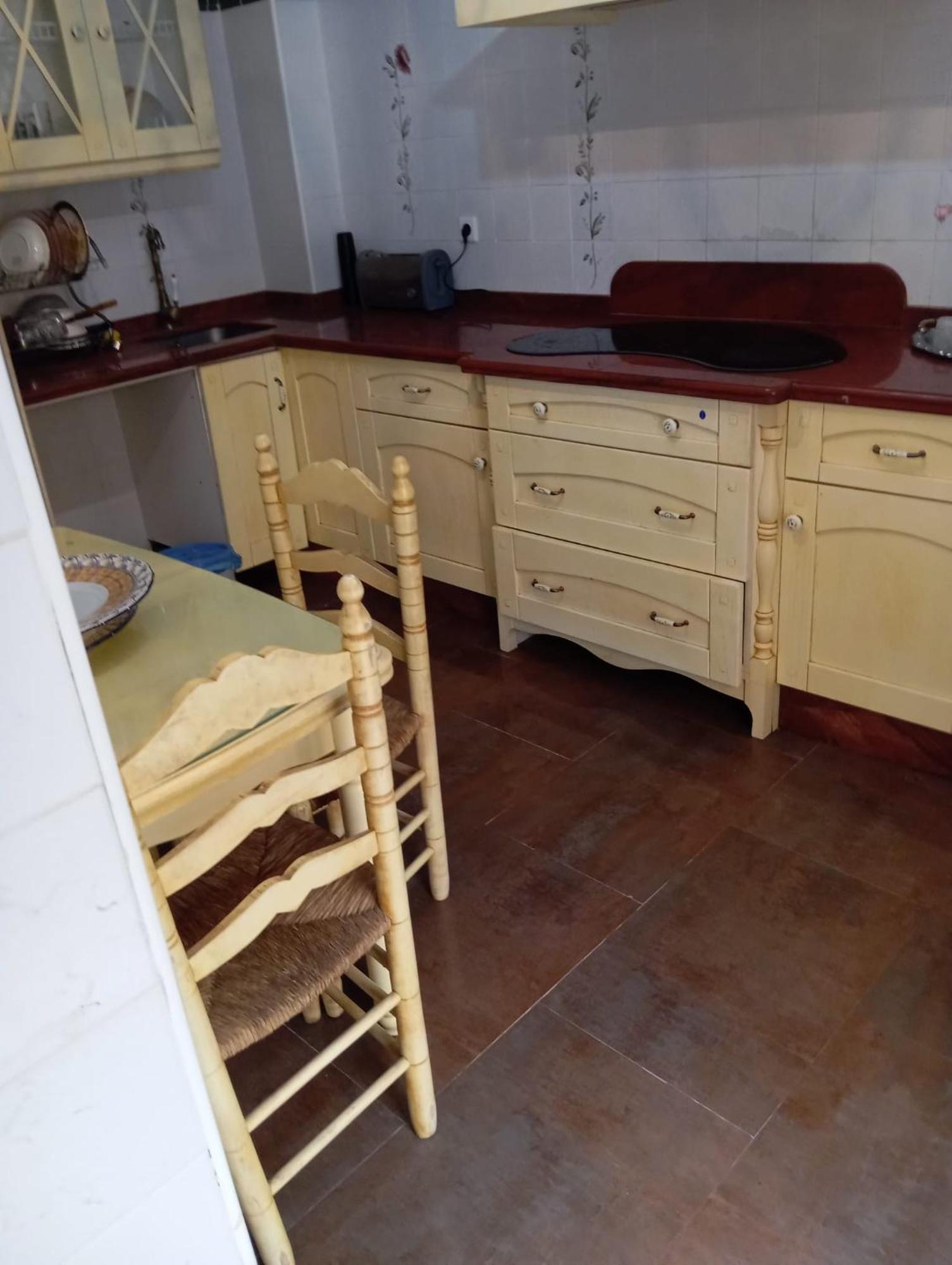 Apartamento En Pleno Centro De Marchena 3 Dormitorios 3 Banos Privados Buitenkant foto