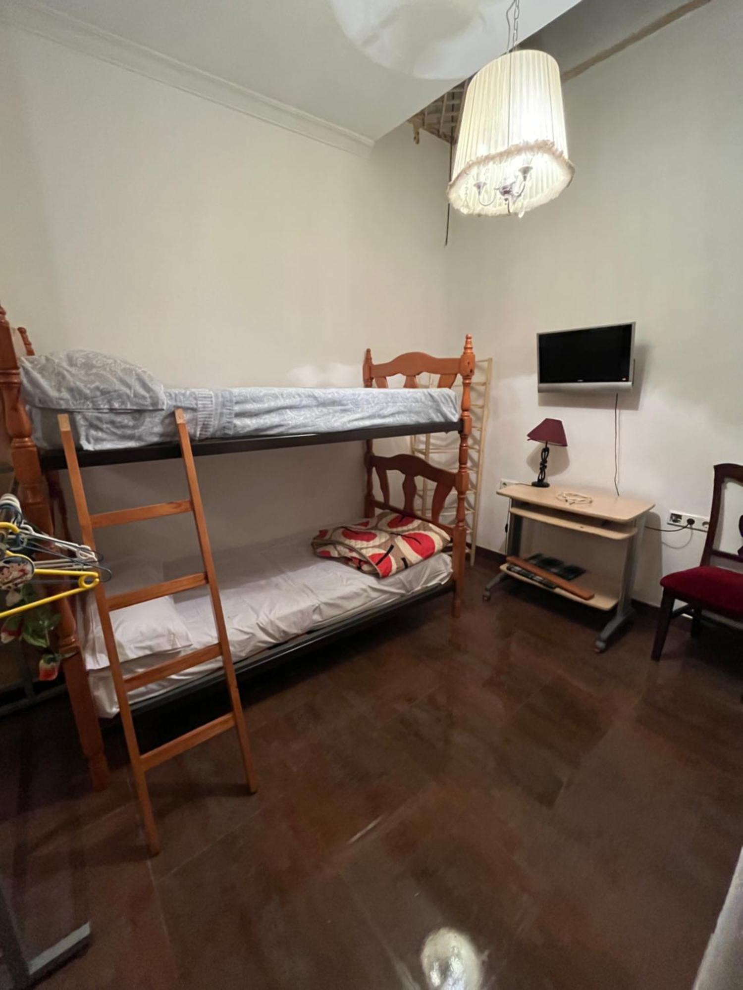 Apartamento En Pleno Centro De Marchena 3 Dormitorios 3 Banos Privados Buitenkant foto