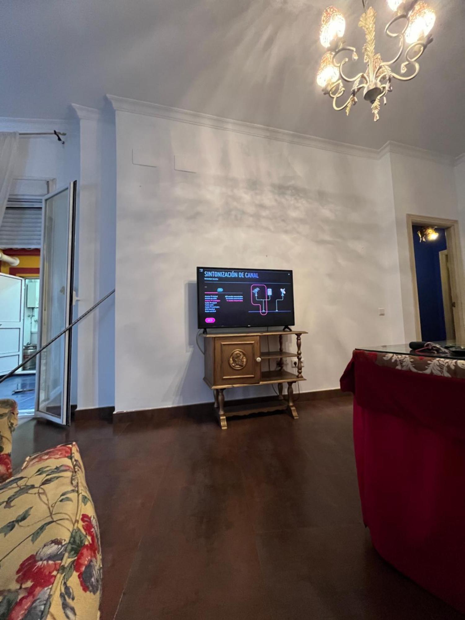 Apartamento En Pleno Centro De Marchena 3 Dormitorios 3 Banos Privados Buitenkant foto