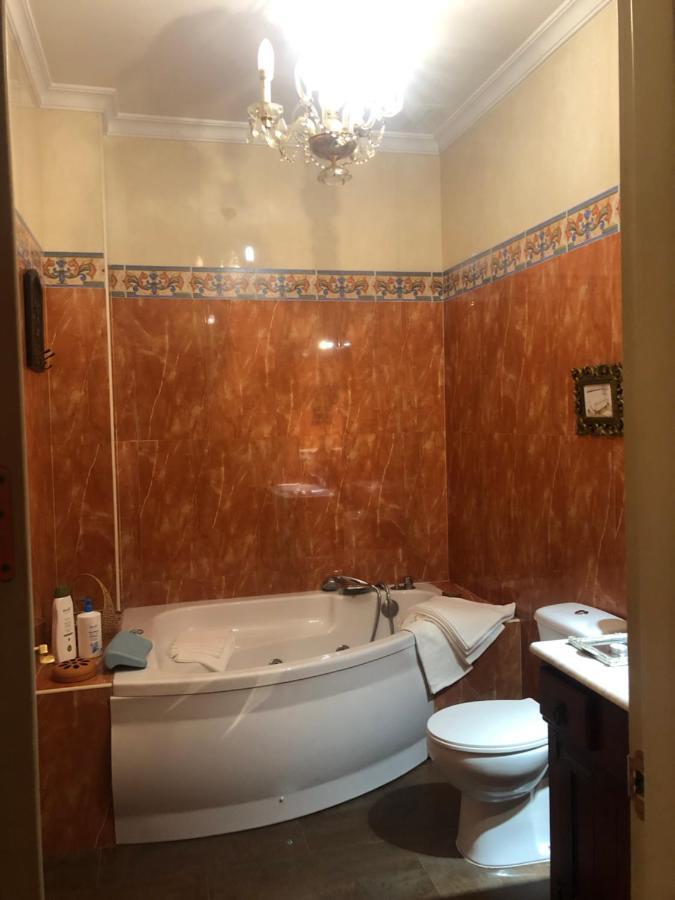 Apartamento En Pleno Centro De Marchena 3 Dormitorios 3 Banos Privados Buitenkant foto