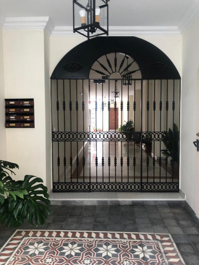 Apartamento En Pleno Centro De Marchena 3 Dormitorios 3 Banos Privados Buitenkant foto